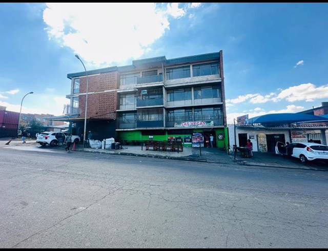 20 BEDROOM HOUSE FOR SALE IN ELSBURG